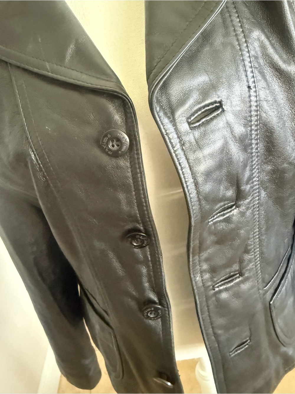 Classic Black Leather Button-Up woman’s Jacket - Picture 2 of 6